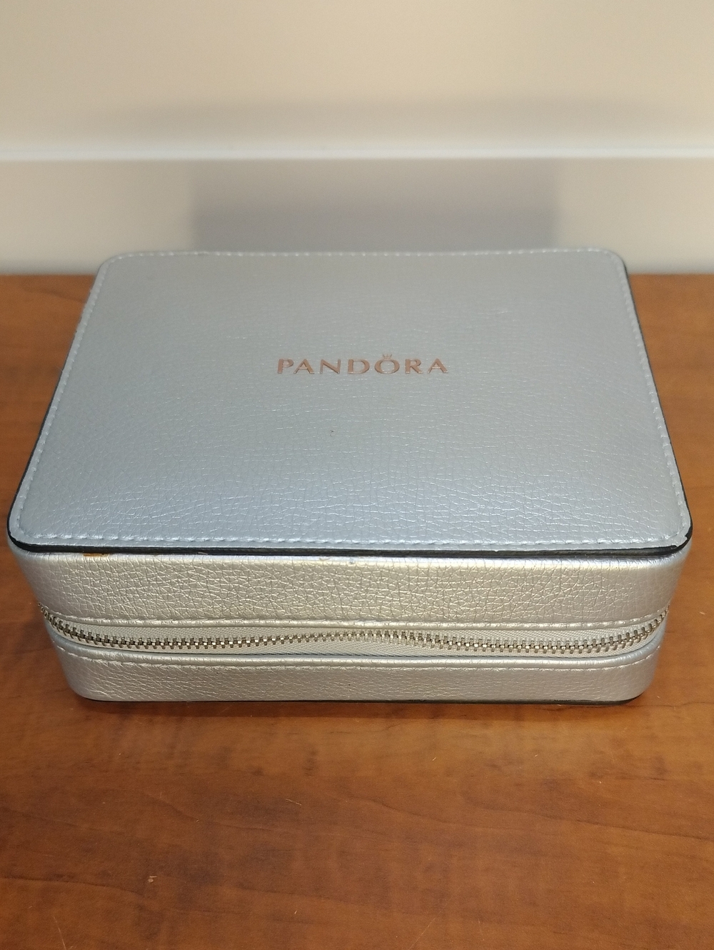 Pandora Grey Travel Jewelry Box Silver Zipper Black Velvet Lining